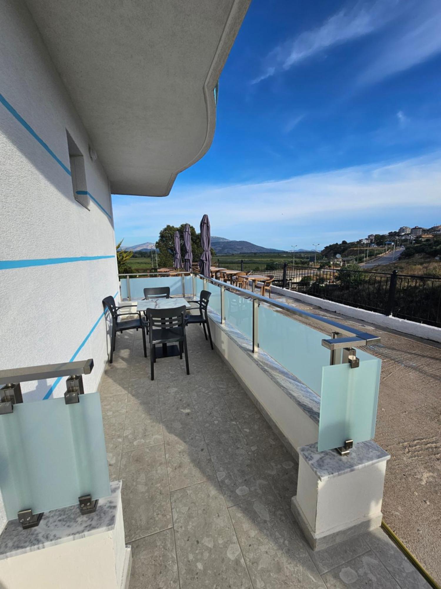 Hotel Irini Sarandë Exterior foto
